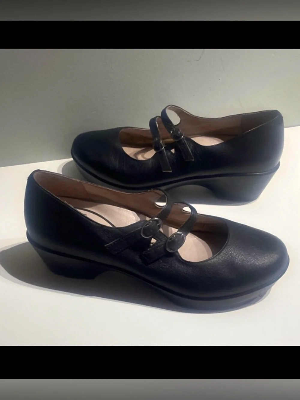 Dansko Womens Josie Mary Jane Shoe  Black